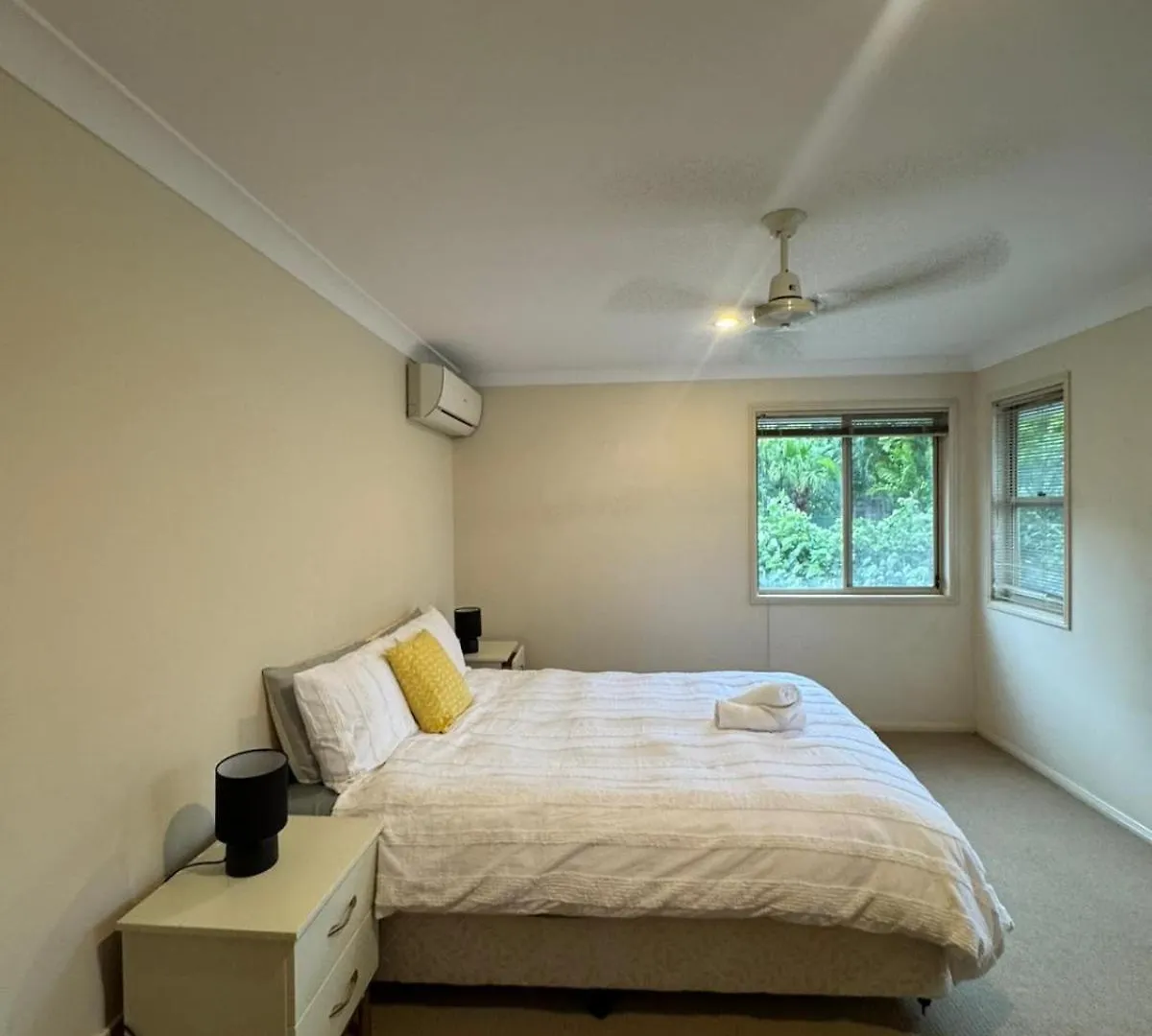 Chic Double Story Entire Home In Gold Coast 0*,
